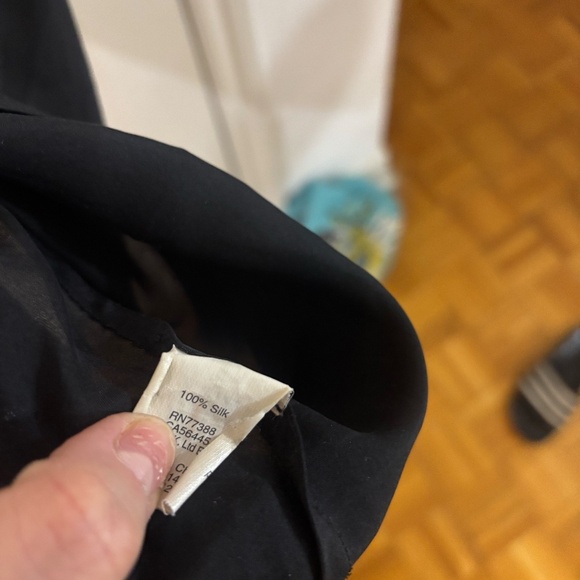 J.Crew black 100 silk tank top - Picture 3 of 4